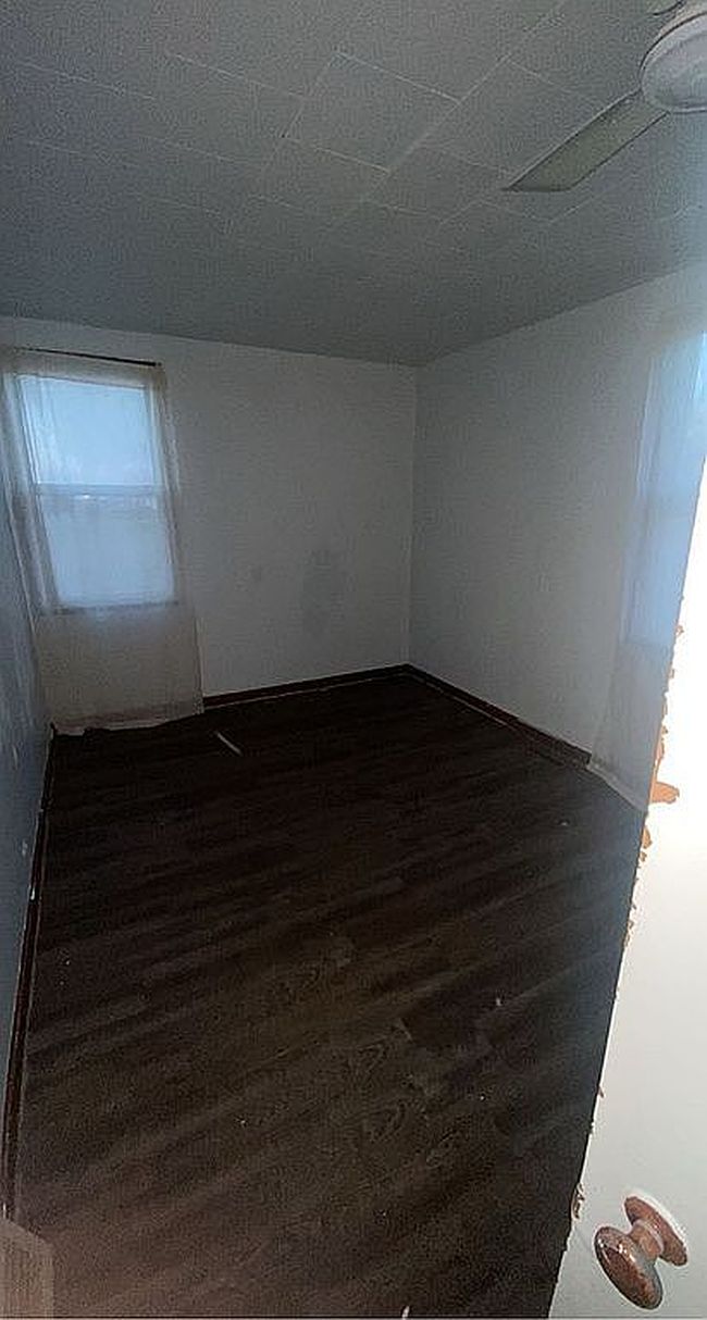Photo of 470 N Jefferson St, Roseville, IL