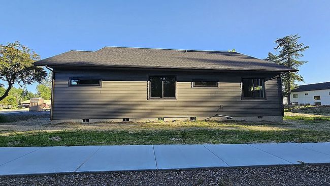 Image of 2170 Ontario St