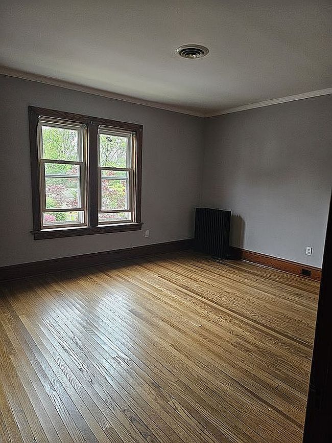 Photo of 298 Woodland Ave, Williamsport, PA
