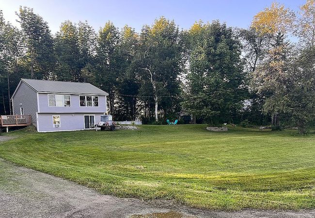 Photo of 139 Higginsville Rd, Kenduskeag, ME