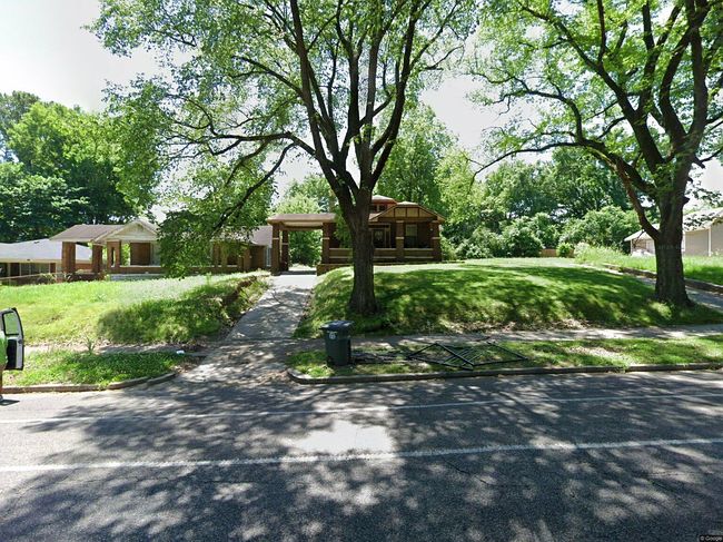 Photo of 1371 S Parkway E, Memphis, TN
