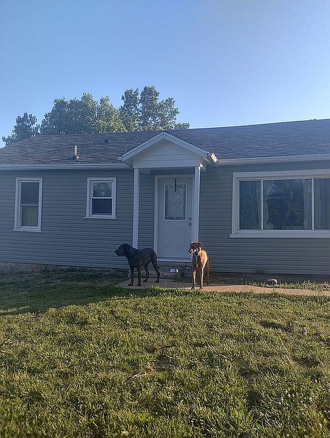 Photo of 96 County Road 402, Loose Creek, MO