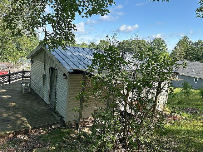 Photo of 8488 Walnut St Sw, Sherrodsville, OH