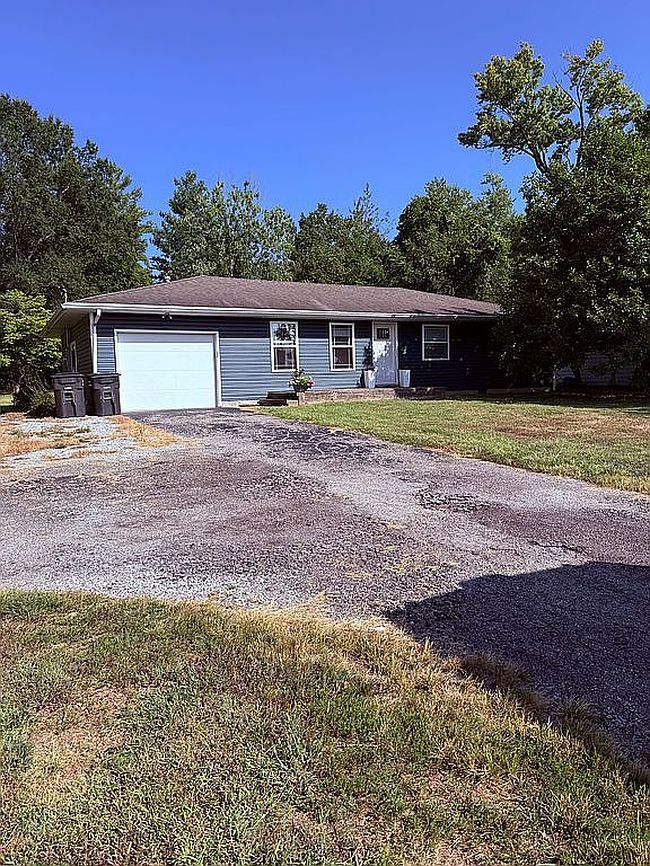 Preview of property located at 227 S Giant City Rd