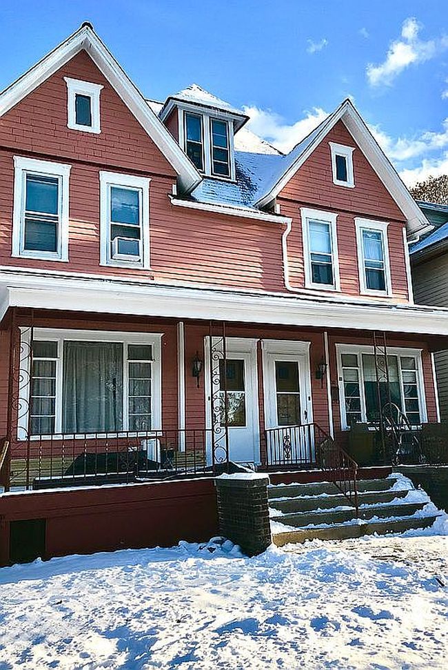Photo of 620 Quincy Ave