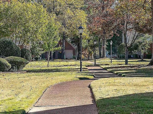 Photo of 1916 Wicklow Way, Germantown, TN