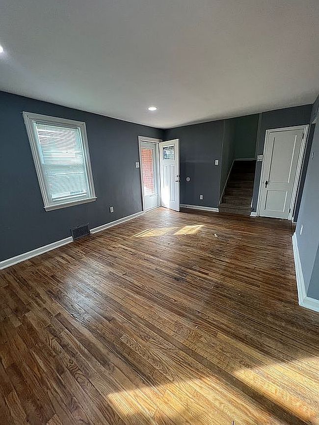 Preview of property located at 1233 East Ave