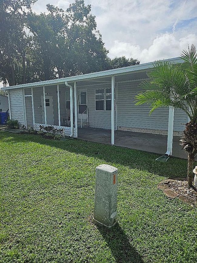 Additional photo 1 of property located at 1760 Poppy Cir