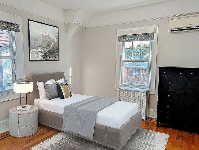 Photo of 7212 Harrow St, Forest Hills, NY