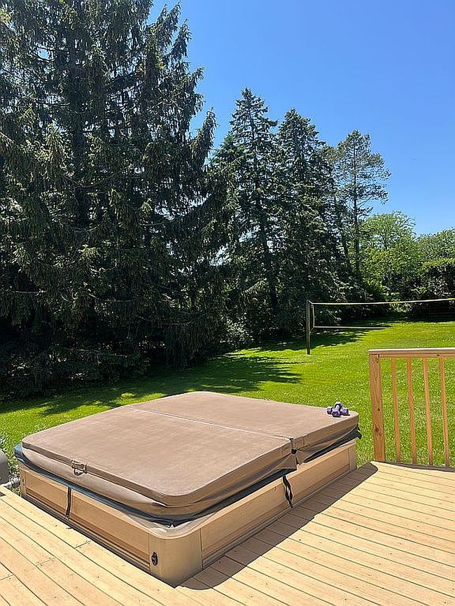 Image of 2340 Fairway Dr