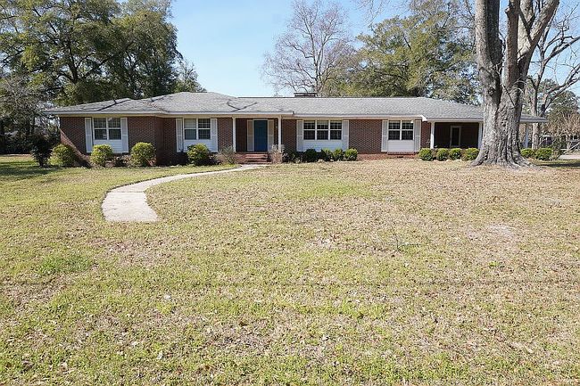 Photo of 403 N Broad St, Samson, AL