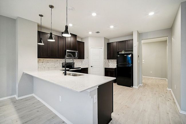 Preview of property located at 7102 Summer Tanager Dr #16