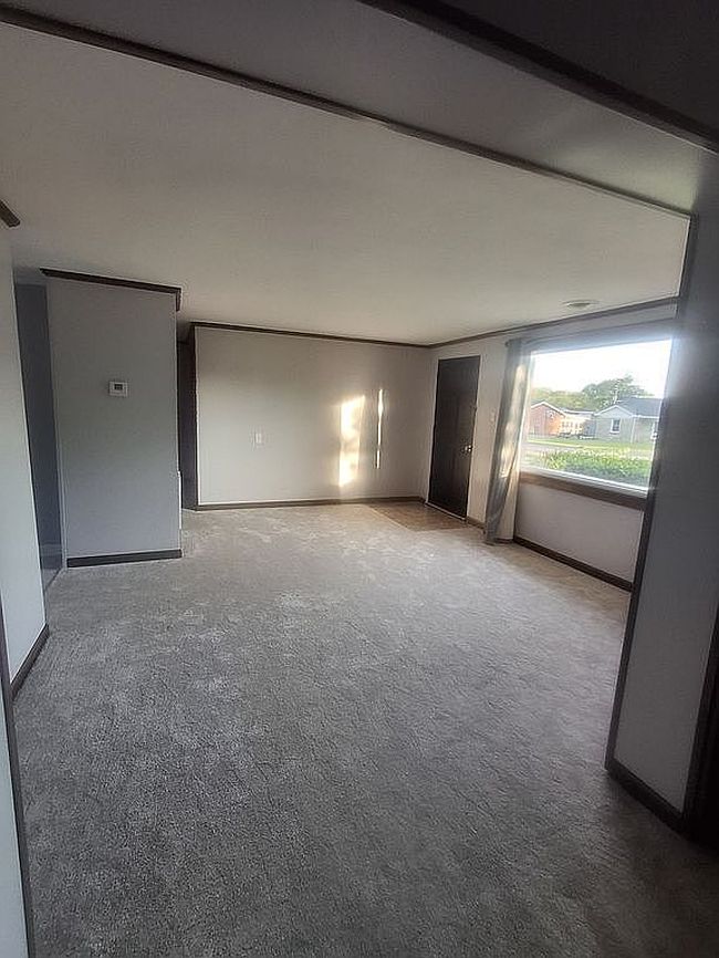Image of 521 E Monroe Ave