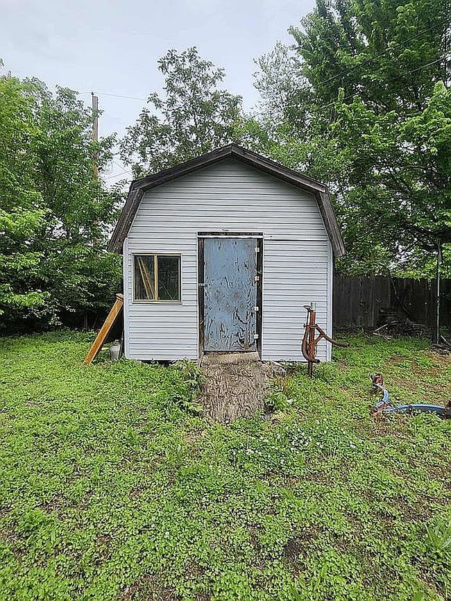 Photo of 1028 N Indiana Ave, Wichita, KS