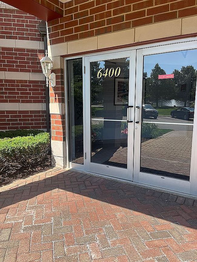 Additional photo 2 of property located at 6400 W Berteau Ave