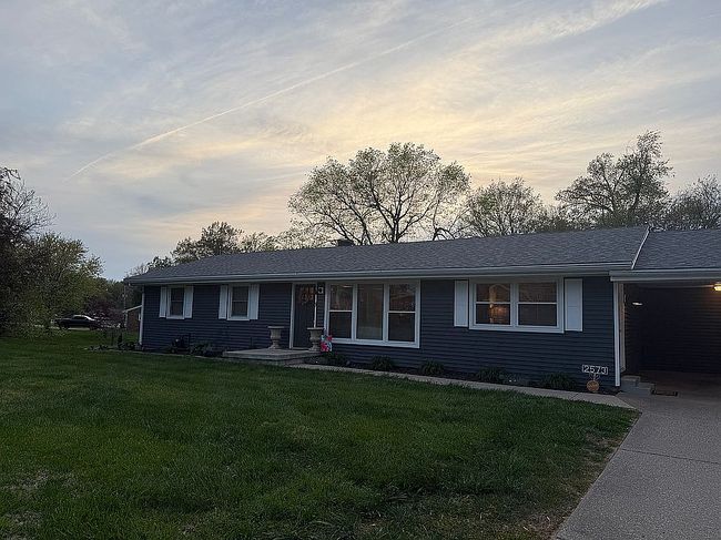 Image of 2573 Holloway Ln