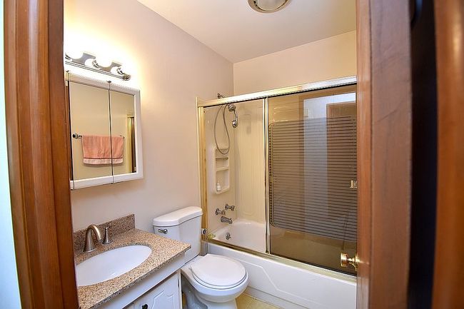 Image of 39 Avon Dr