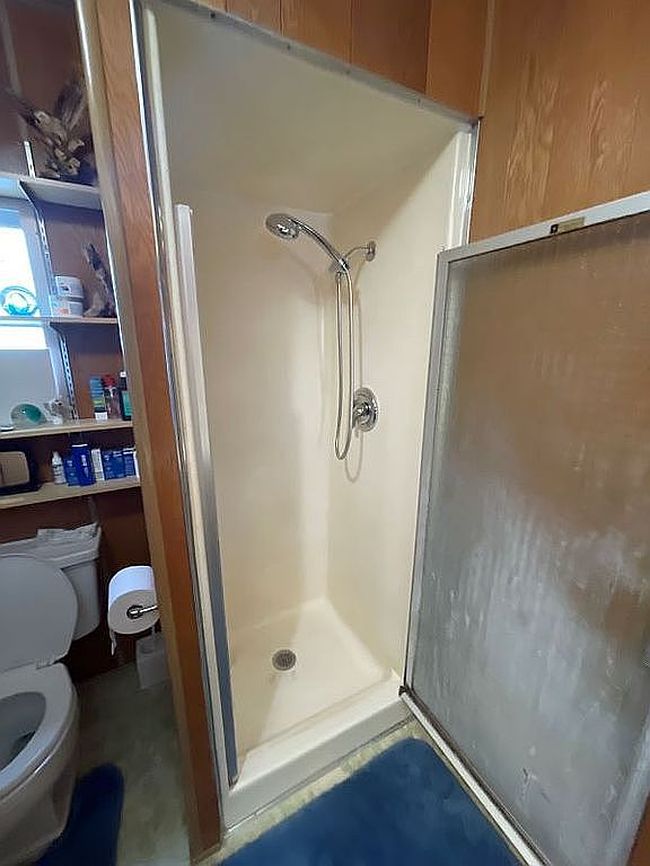 Image of 658 S 57th St Space 39