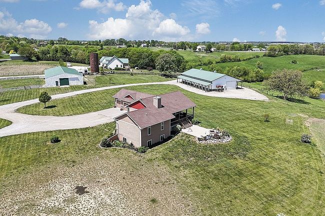 Image of 32260 Old Portland Rd