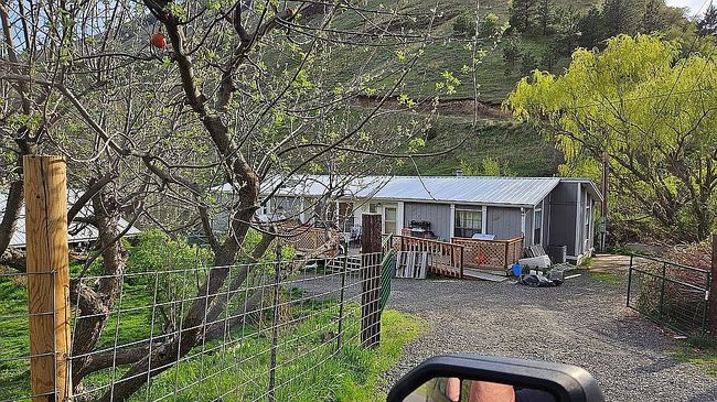 Image of 381 Seven Devils Rd