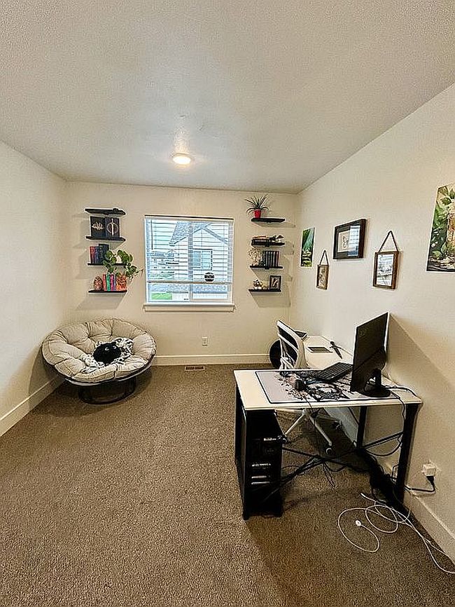 Photo of 1077 Jaylee Dr Unit 4, Rigby, ID