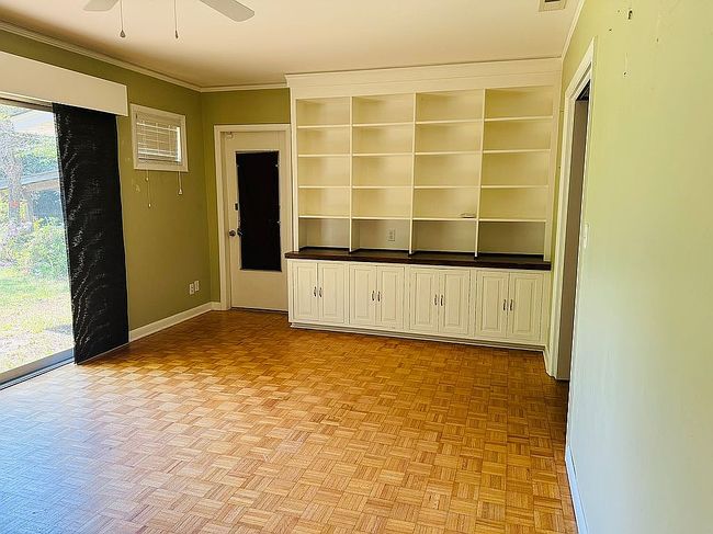 Image of 34 Adams Ave