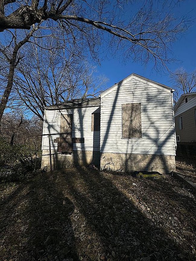 Photo of 2701 Viewland St, Alton, IL