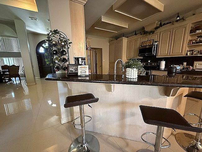 Photo of 2005 E 28th St, Mission, TX