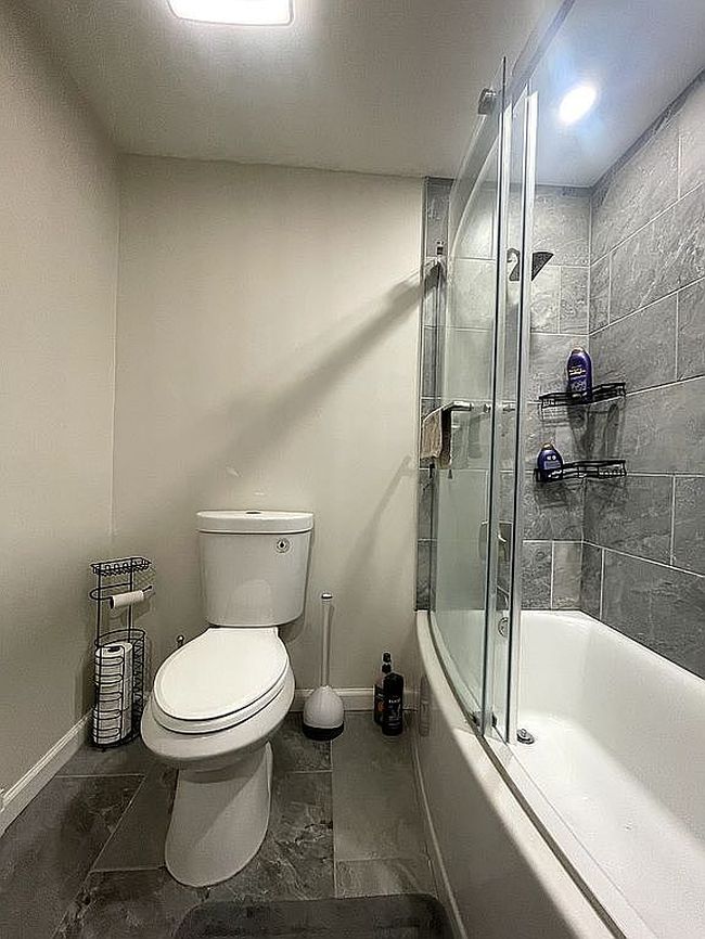 Photo of 7 Padanaram Rd Unit 116, Danbury, CT