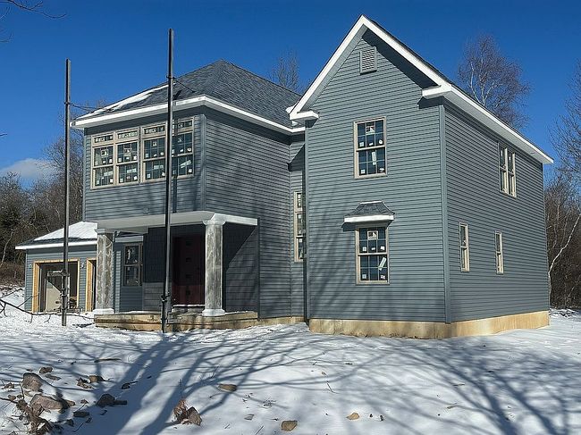 Image of 460 Scenic Dr