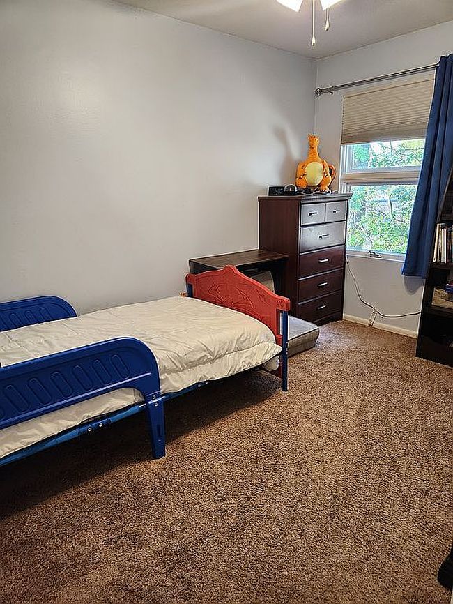 Photo of 22 Timberline Ct, Pittsburgh, PA