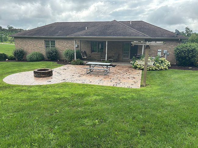 Photo of 42569 National Rd, Belmont, OH