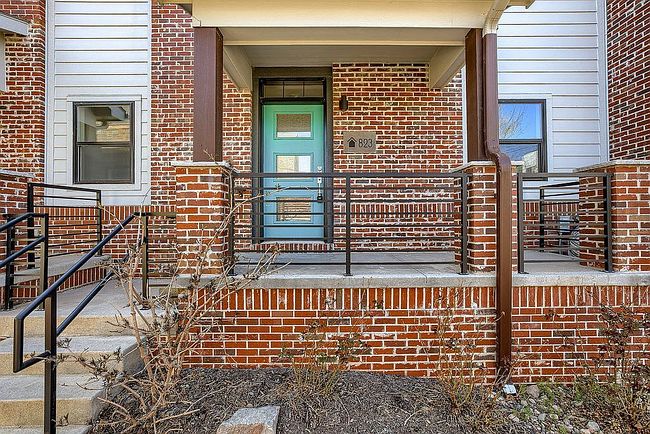 Image of 823 S 30th Ct
