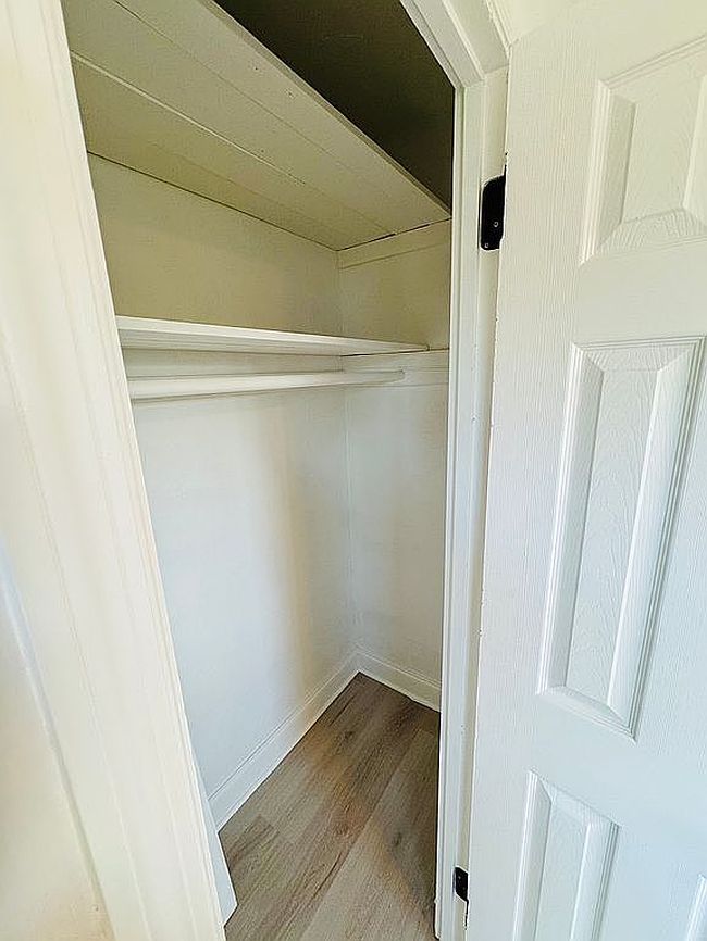 Image of 232 Thomas Ave