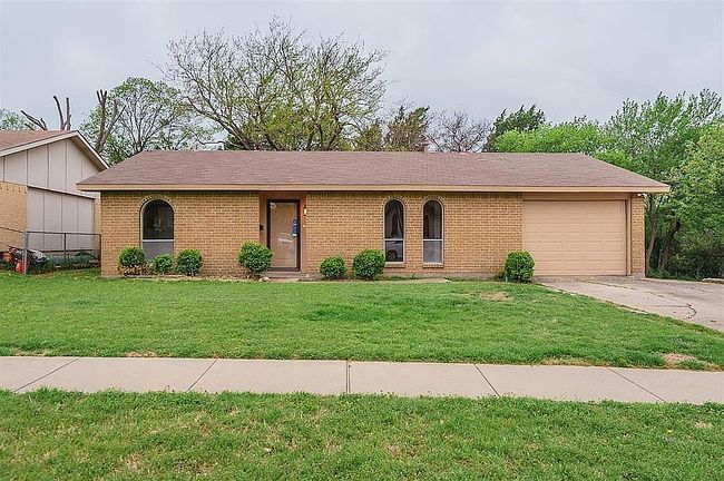 Image of 4005 Hartford Dr