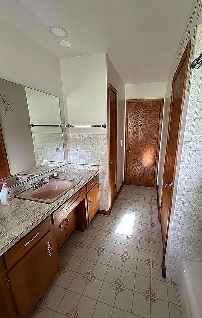 Image of 502 S Stanton St