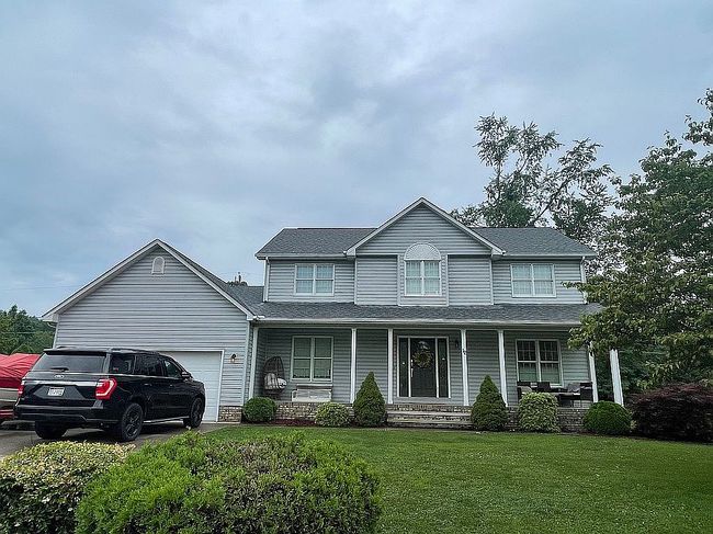 Image of 12 Willowtree Dr