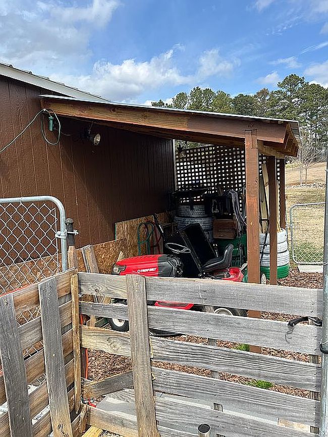 Additional photo 4 of property located at 35 Buck Run