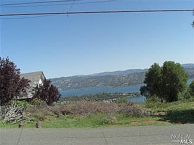 Image of 8960 Fairway Dr