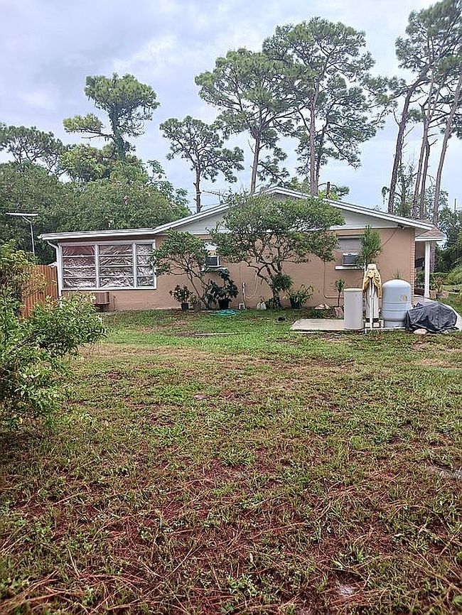 Photo of 7435 New York Ave, Hudson, FL