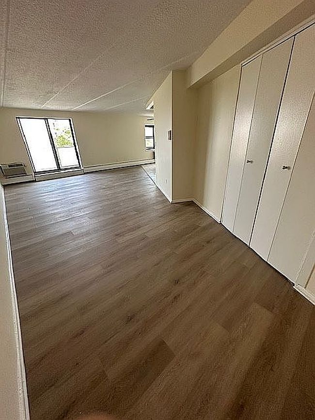 Preview of property located at 145 Valentine Ln Apt 7H