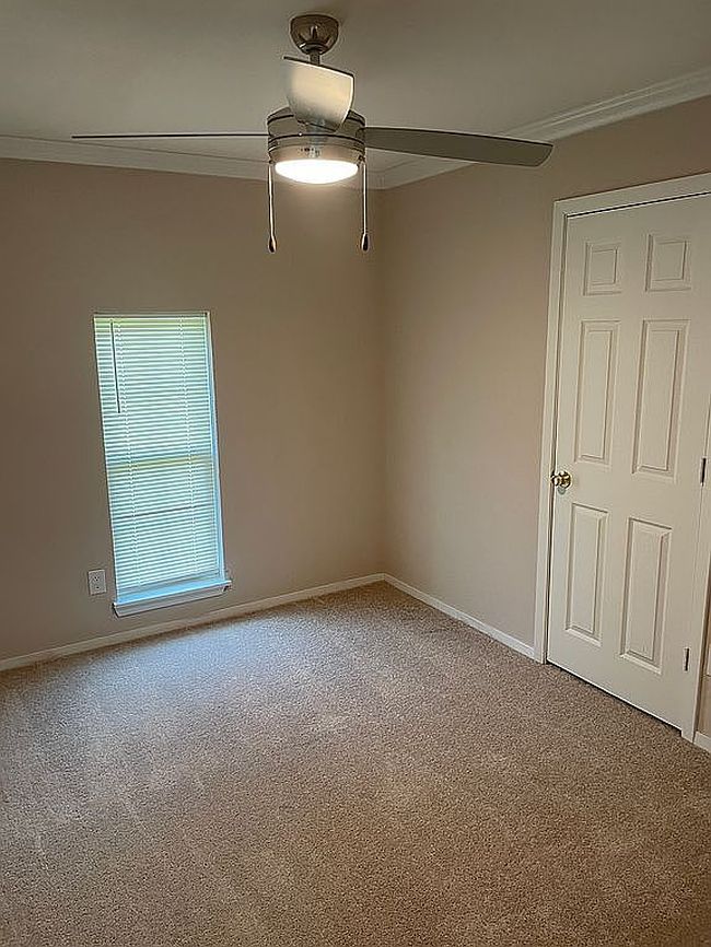 Image of 3954 Cambridge Dr