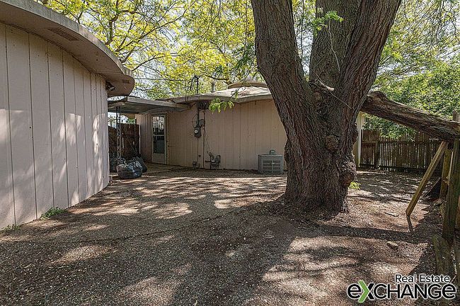 Image of 206 3rd St