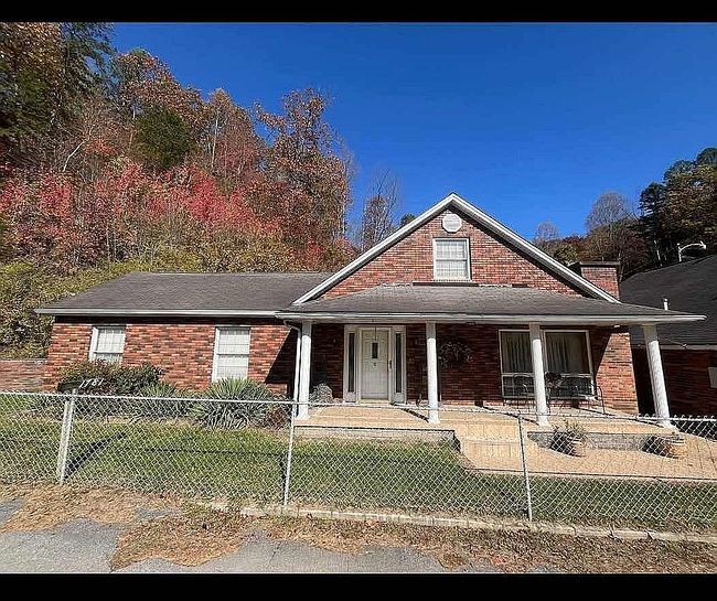 Photo of 1781 Highway 160 S, Hindman, KY
