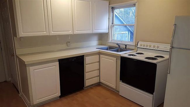 Image of 166 Washington Ave