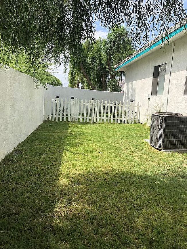 Image of 416 W Dominguez Rd
