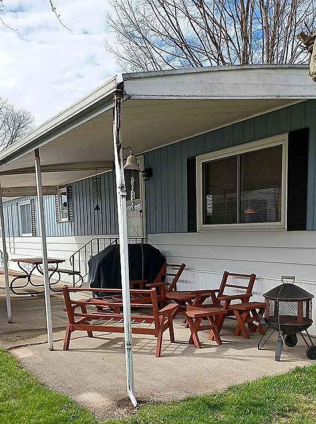 Photo of 2784 S Tamarac Dr, Ludington, MI