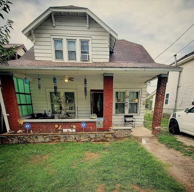Photo of 477 Ohio River Rd, Huntington, WV