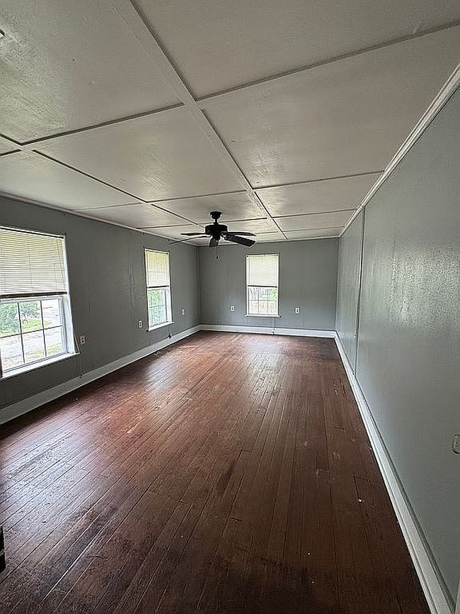 Image of 125 E Cypress Ave