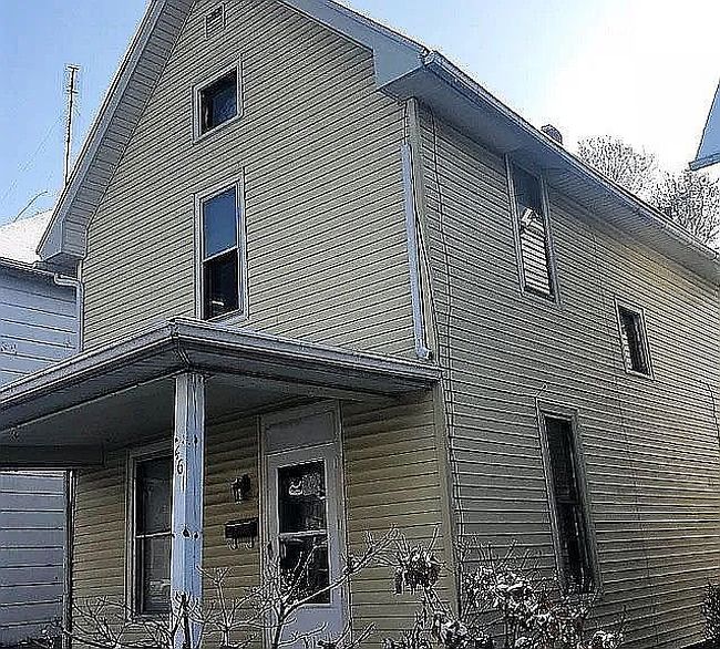 Image of 461 E Park Dr